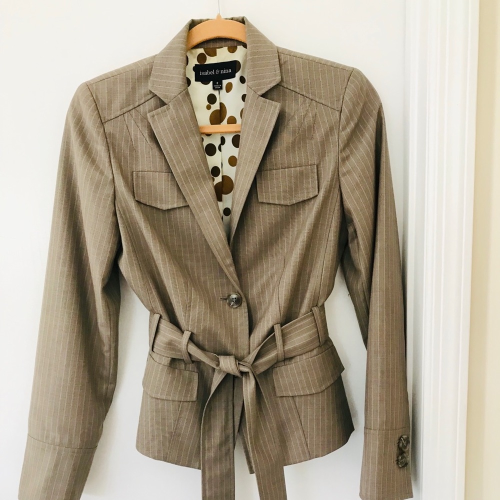 Isabel & Nina Blazer Size 2/4. EUC